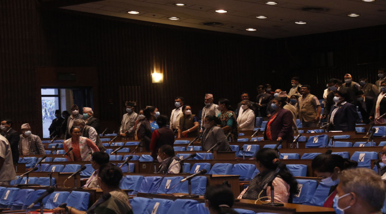 एमालेले ९ महिनापछि हटायो संसद्को अवरोध